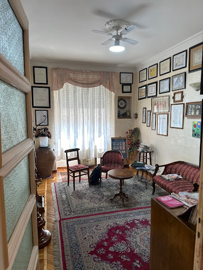 Cursio Dott. Luigi - Chirurgia Plastica, Med Estetica, Trapianto Capelli Torino