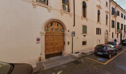 Ist. Dermatologico Di Verona Di Prati Dott. Claudio